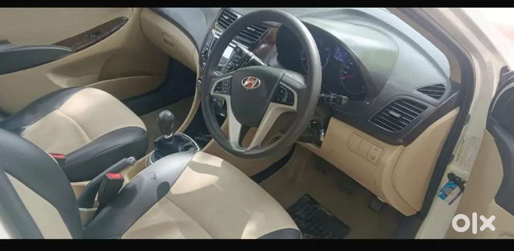 Fluidic Hyundai Verna 2015 Diesel Well Maintained
