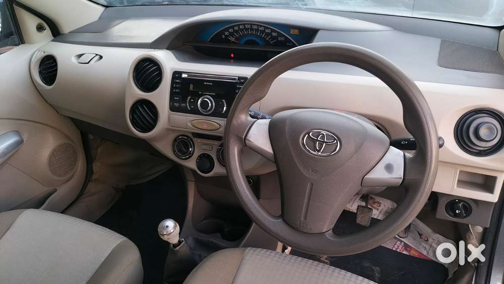 Toyota Etios Liva 2014-2016 G, 2014, Petrol