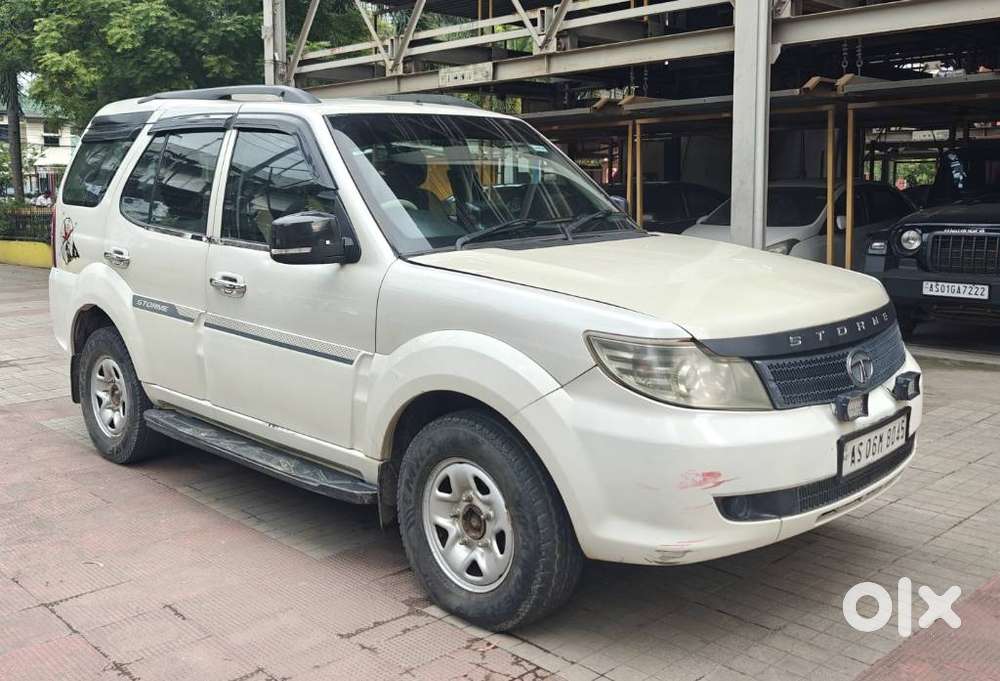 Tata Safari Storme Lx, 2014, Diesel