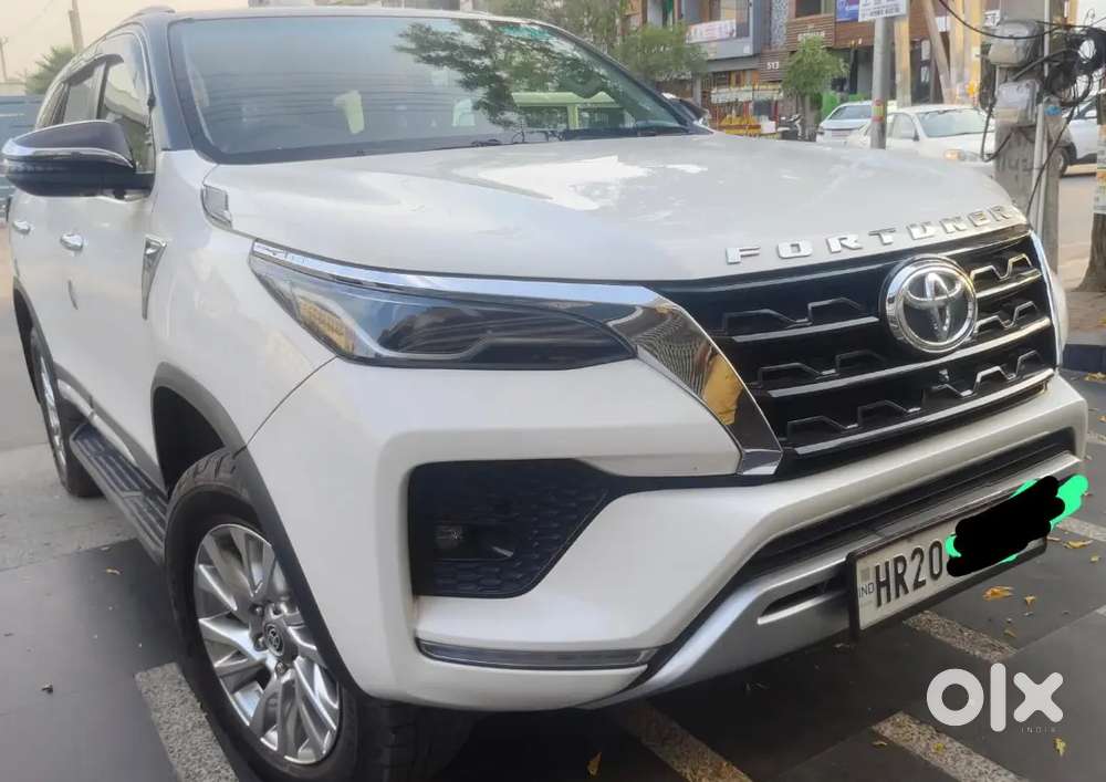 Toyota Fortuner 35000 Km Driven