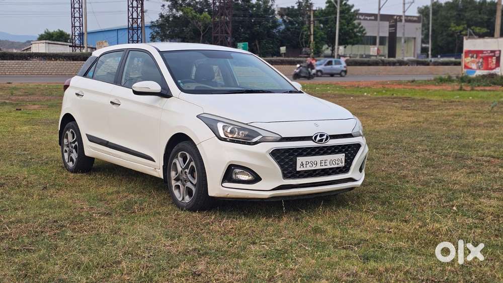 Hyundai I20 Petrol Asta Option, 2019, Petrol
