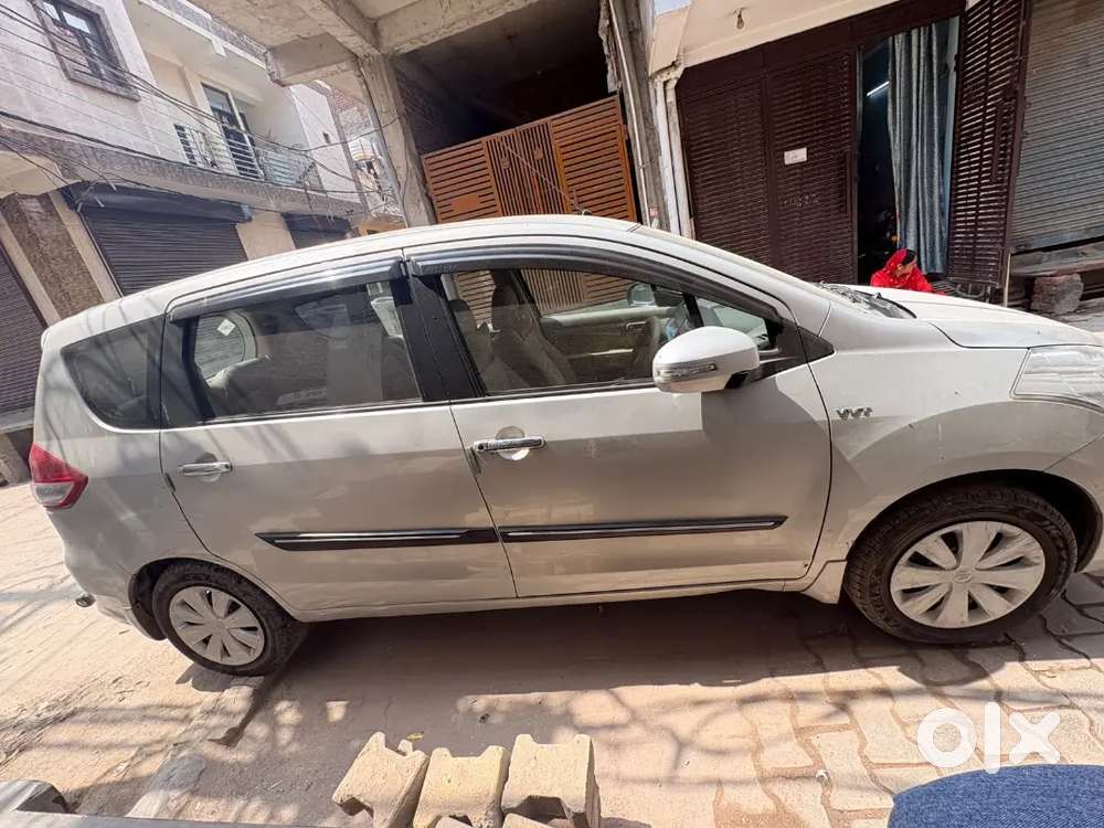 Maruti Suzuki Ertiga Vxi 2016