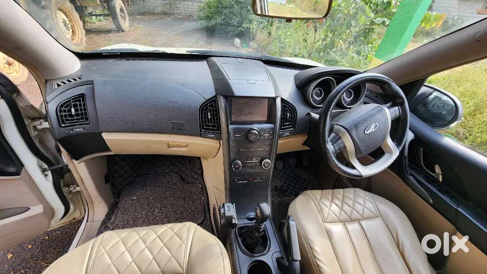 Mahindra Xuv500 2017 W6