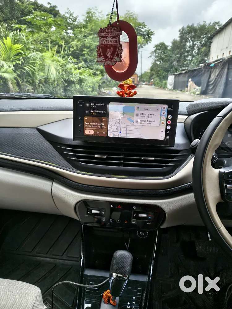 Tata Altroz Creative Petrol Automatic 2025