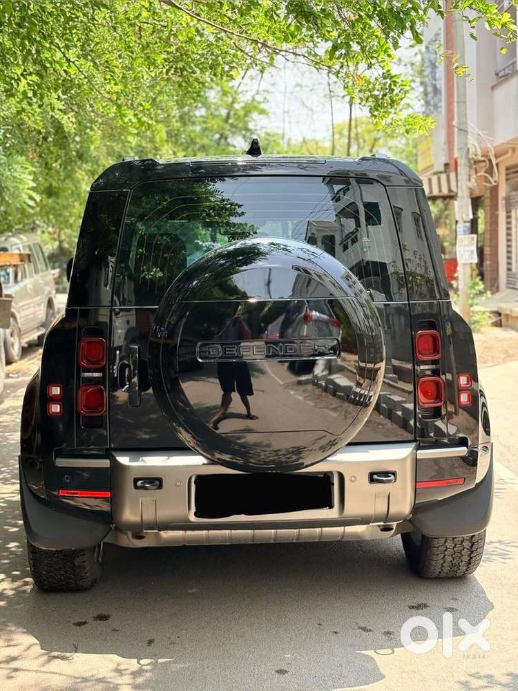 Defender Black Colour 6 Months Old Ka Registered With Fancy No