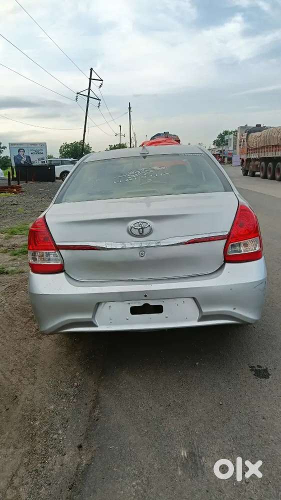 Toyota Etios [2010-2012] Diesel