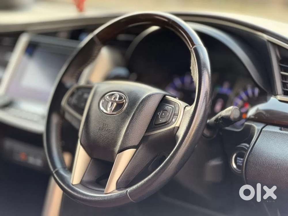 Toyota Innova Crysta 2.8 Zx At 7 Seater, 2019, Diesel