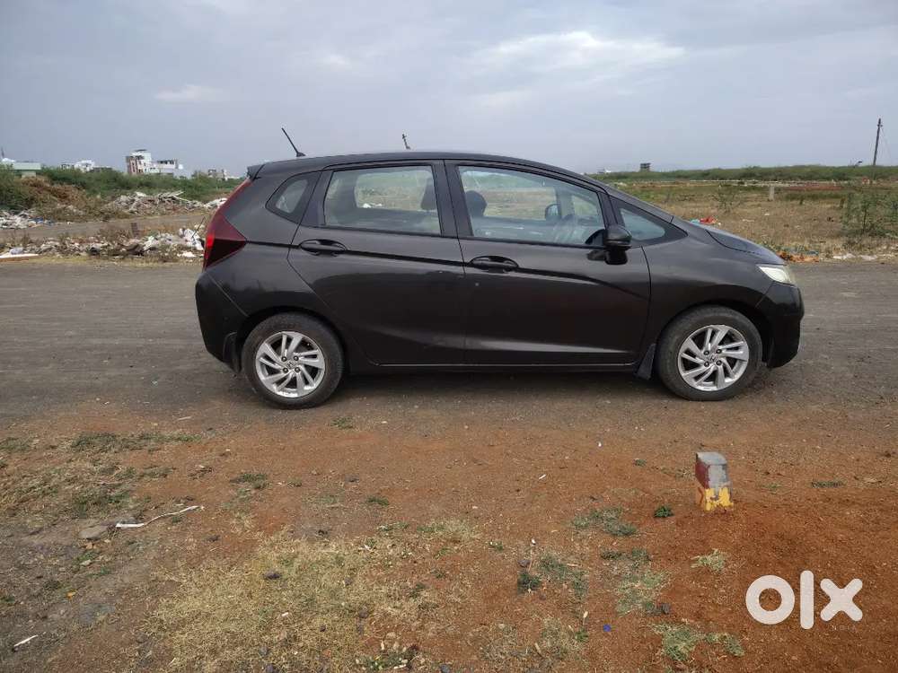 Honda Jazz 2015 V At I-vtec