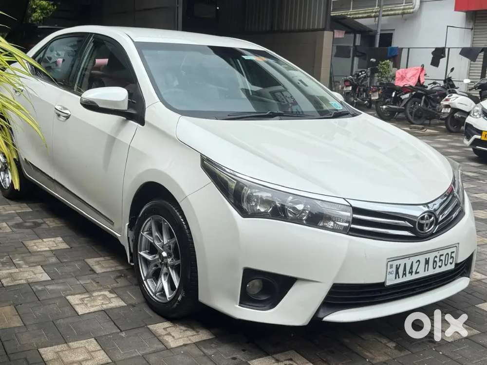 Toyota Corolla Altis Diesel 2015