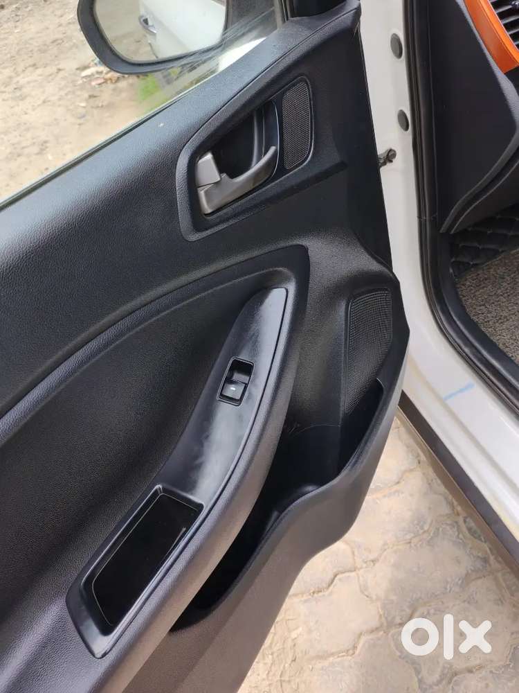Hyundai I20 Active 2018 Diesel Well Maintained