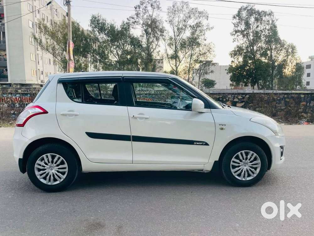 Maruti Suzuki Swift Lxi, 2017, Petrol