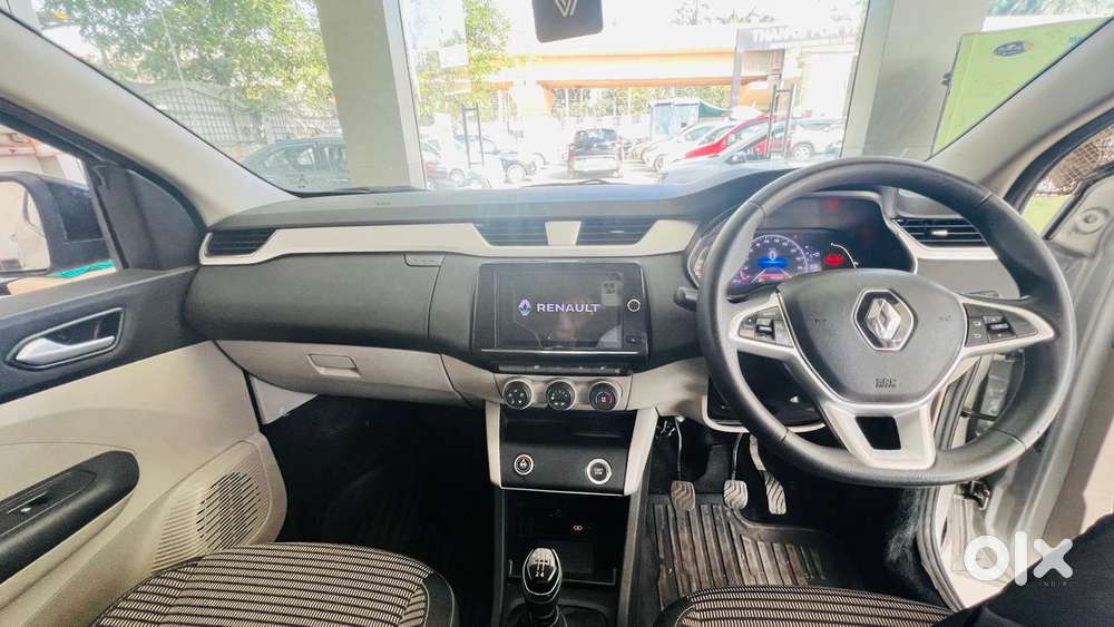 Renault Triber, 2024, Petrol