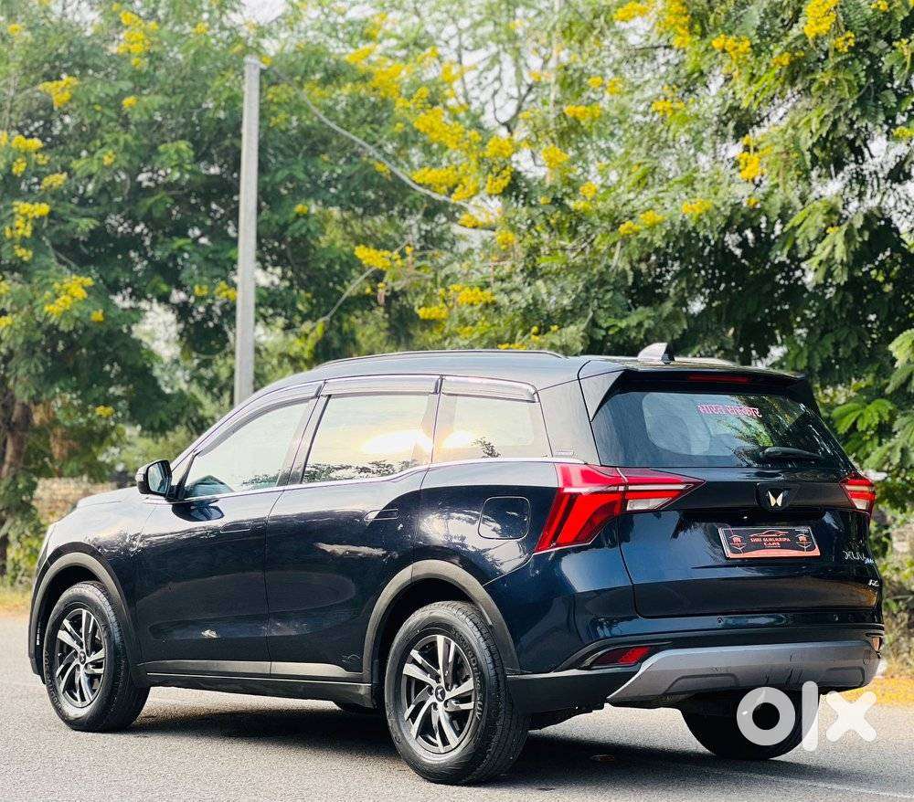 Mahindra Xuv700 2.2 Ax 5 Diesel At 7 Str, 2023, Diesel