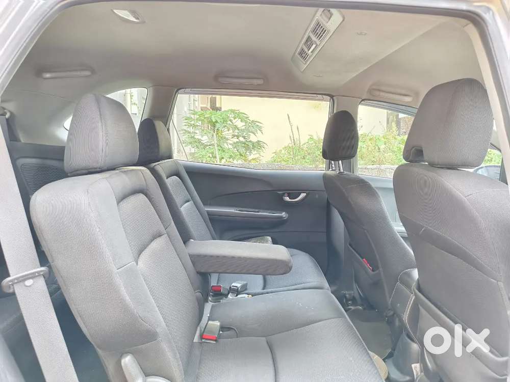Honda Br-v 7 Seater Diesel Topend