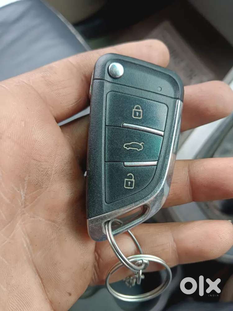 Hyundai I10 2016 Petrol 90000 Km Driven