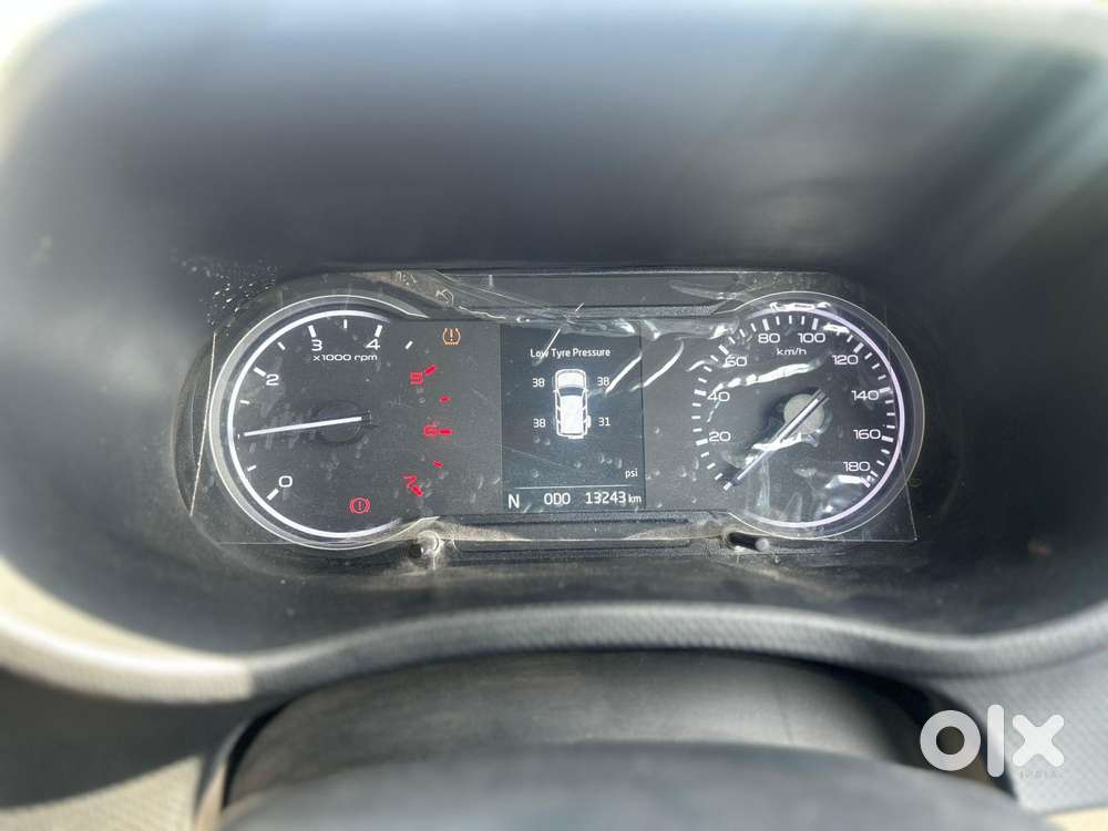 Mahindra Bolero Neo N10 (r), 2022, Diesel