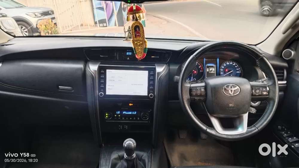 Toyota Fortuner, 2022, Petrol