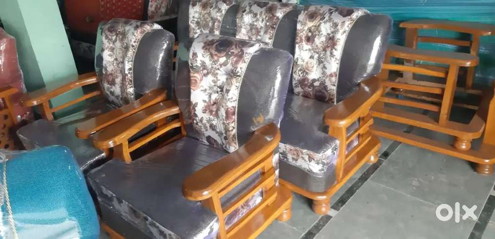 Malayalam sofa set 5 seater 3+1+1 at factory price