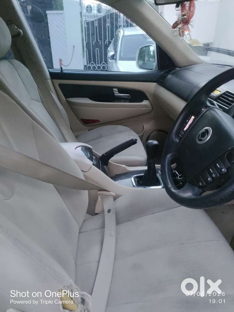 Mahindra Rexton, 2013, Diesel