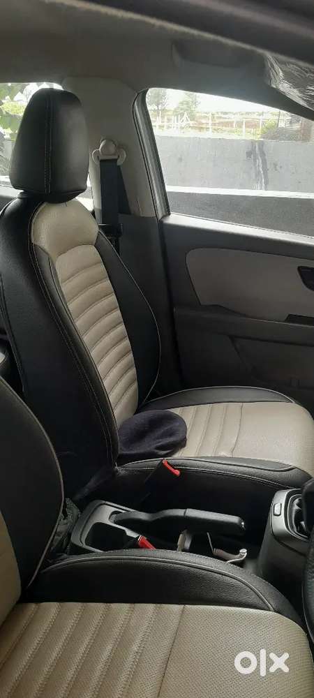 Tata Altroz 1.2 Xt 2021 Automatic Petrol