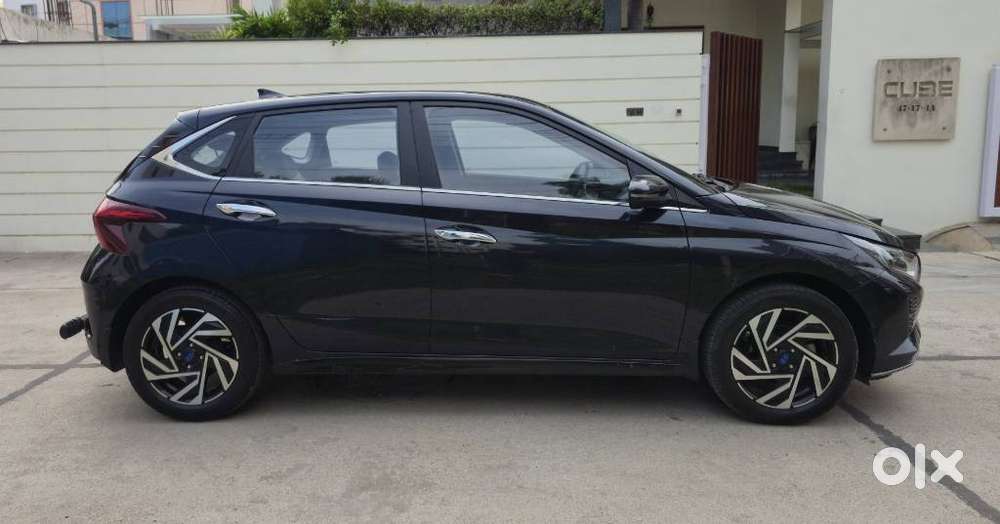 Hyundai New I20 1.2 Asta (o) Mt, 2023, Petrol