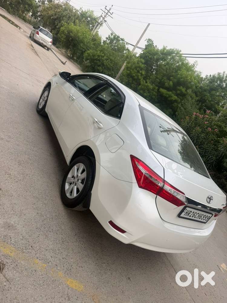 Toyota Corolla Altis 2014