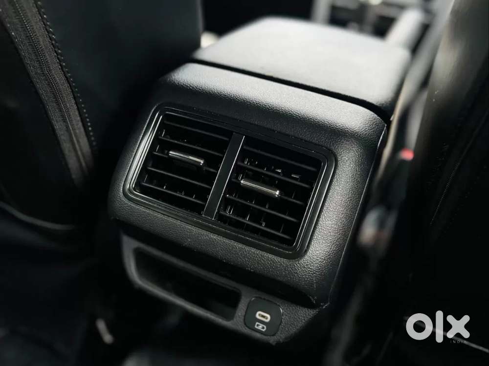 Mahindra Xuv700, 2025, Petrol