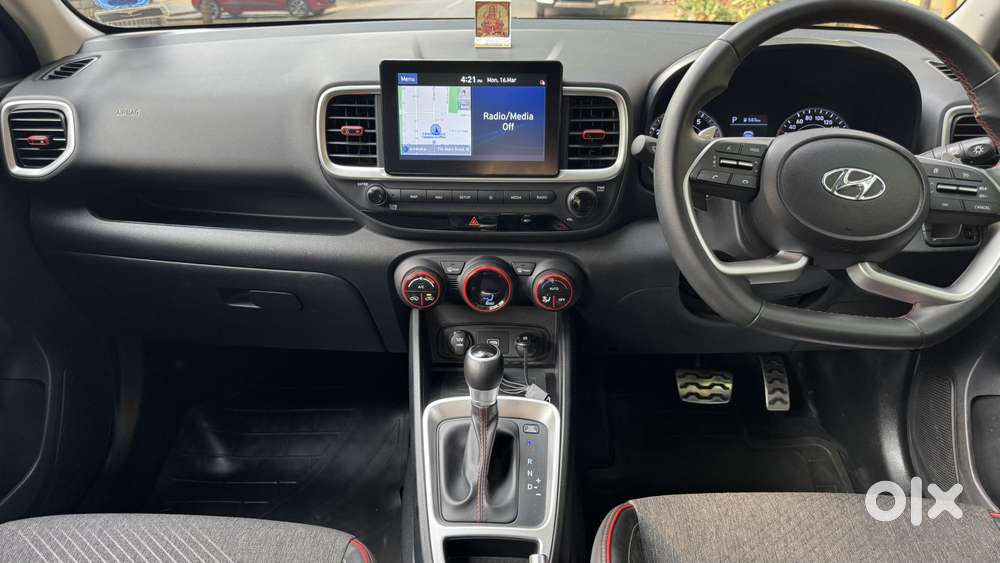 Hyundai Venue 1.0 Sx Plus Turbo Dct Dual Tone, 2021, Petrol