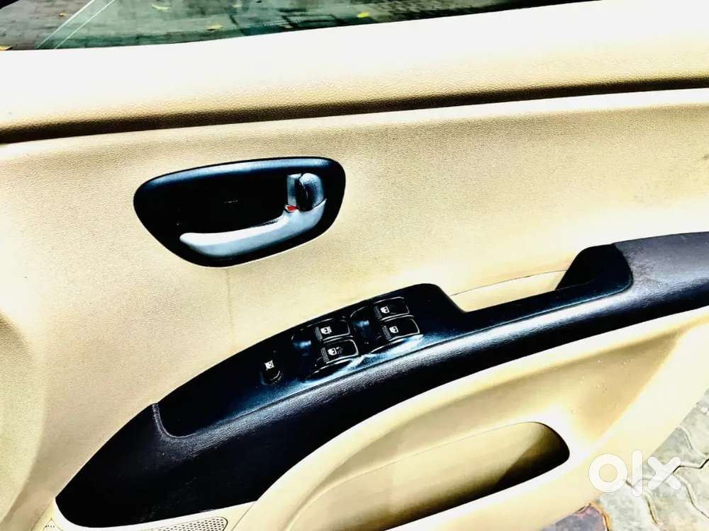 Hyundai I10 Automatic Cng
