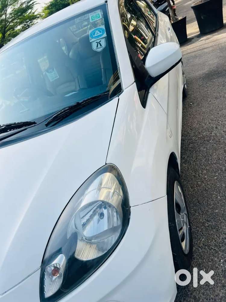 Honda Amaze 2013 Diesel 110000 Km Driven