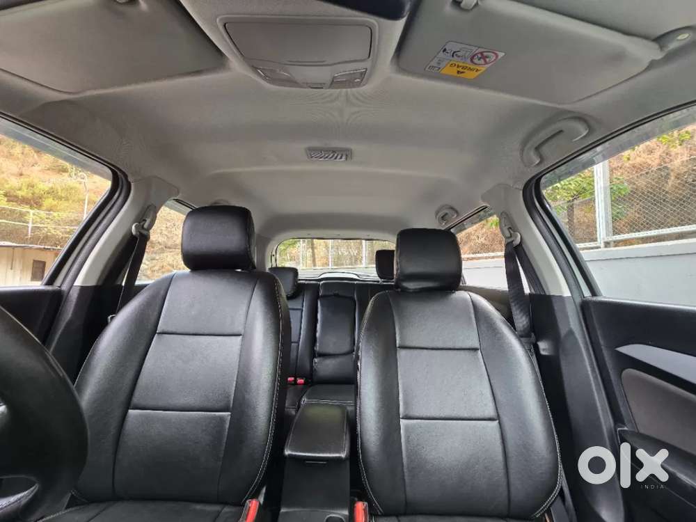Maruti Suzuki Vitara Brezza 1.5 Zxi At, 2021, Petrol