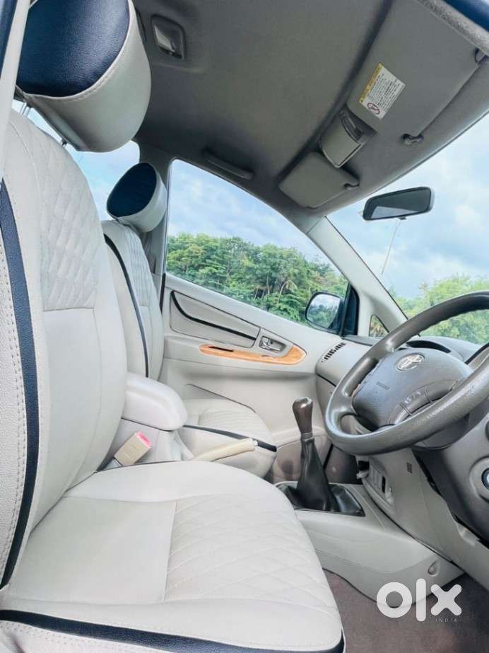 Toyota Innova 2.5 Vx 8 Str, 2011, Diesel