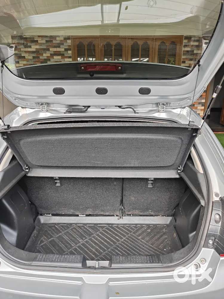 2023 Maruti Suzuki Baleno 1.2 Alpha Automatic