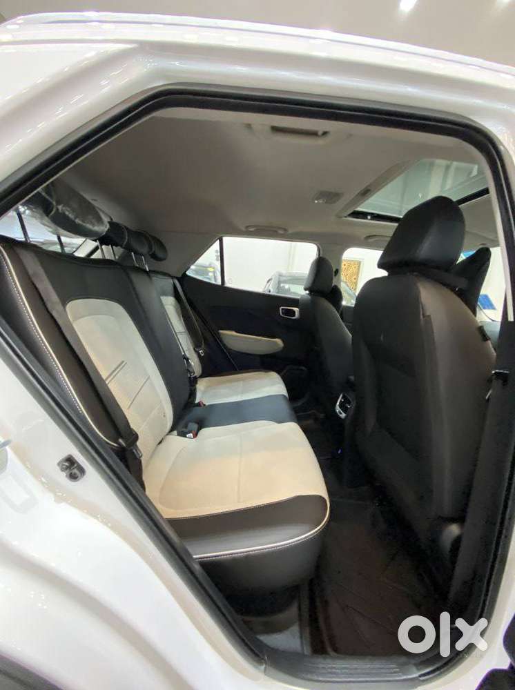 Hyundai Venue Sx Plus Turbo Dct, 2025, Petrol