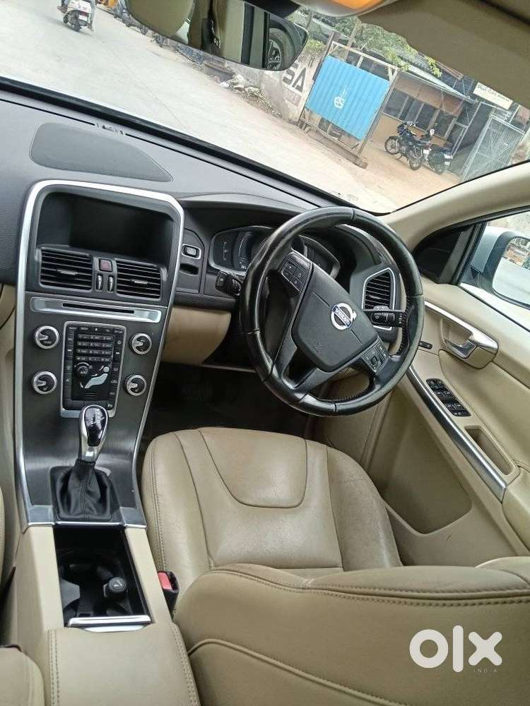 Volvo Xc60 Momentum D4, 2016, Diesel
