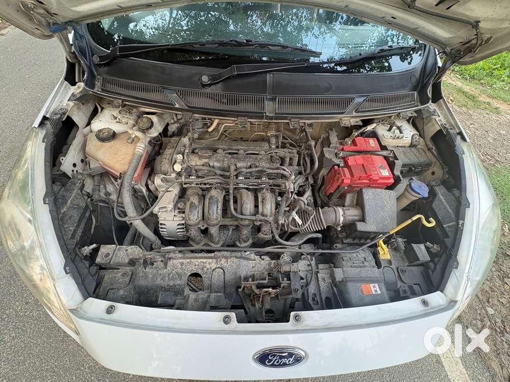 Ford Figo Petrol 2016