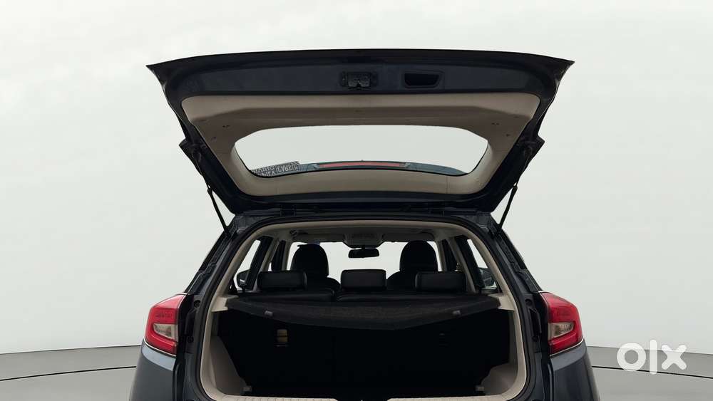 Mahindra Xuv300 W8, 2021, Petrol