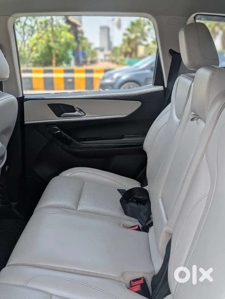 Mahindra Xuv700 Diesel Mt 2022