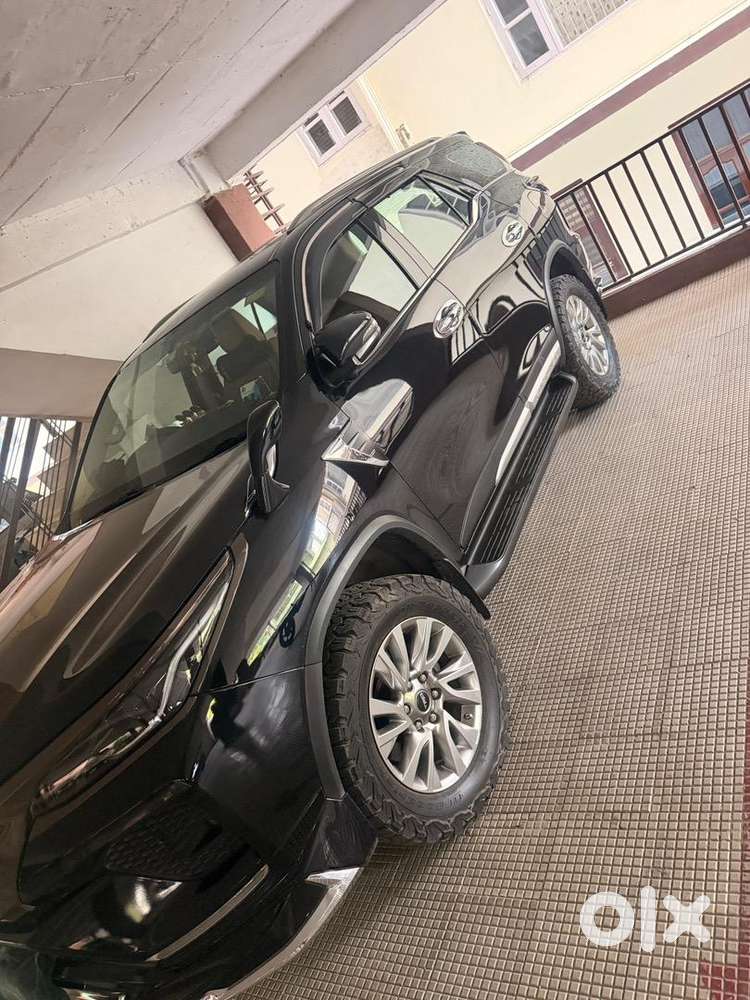 Toyota Fortuner 2023 Diesel 28000 Km Driven