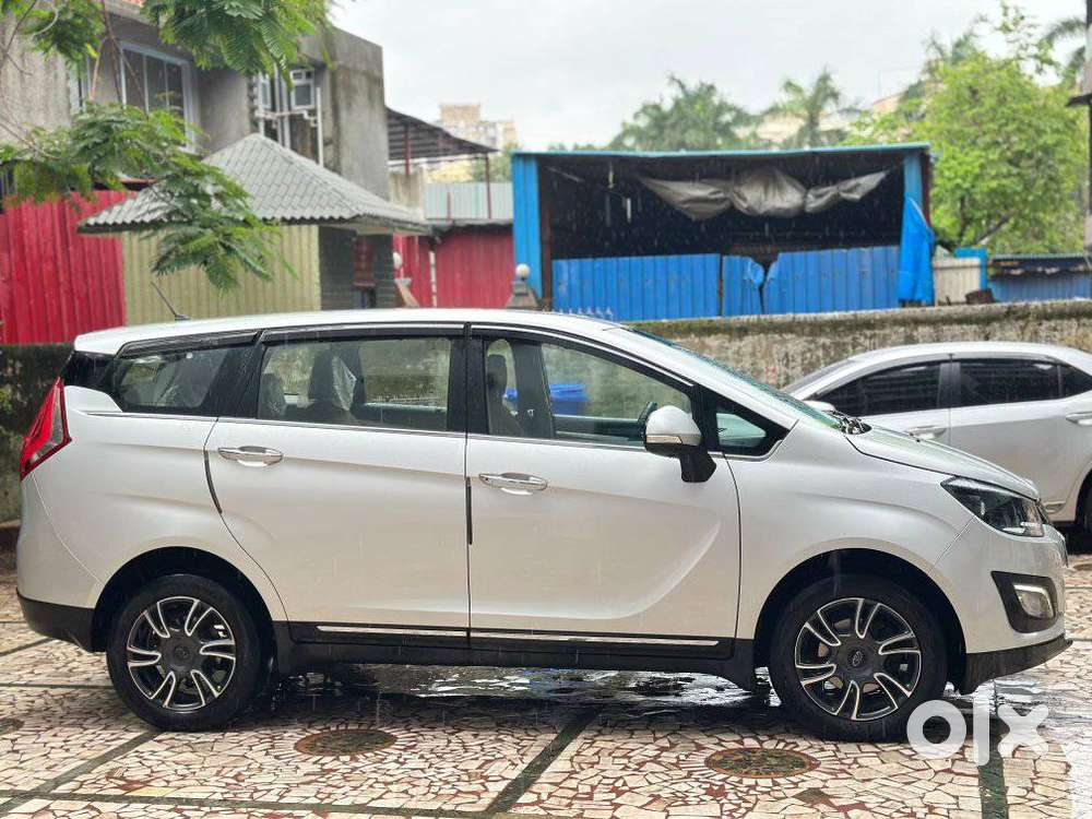 Mahindra Marazzo M8, 2019, Diesel