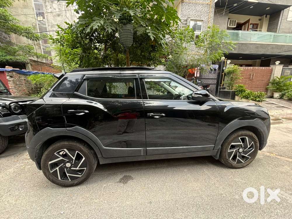 Xuv 3xo Petrol Manual Mx1