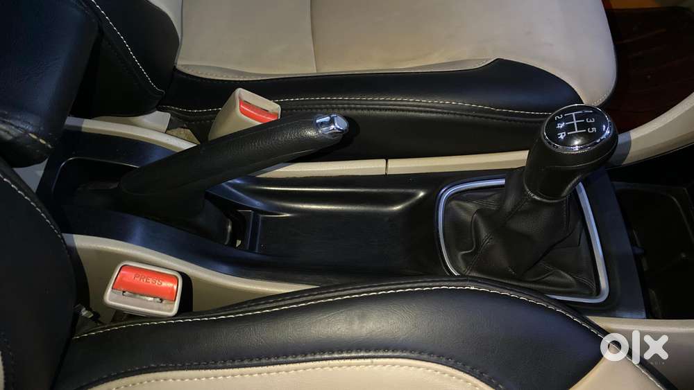 Maruti Suzuki Ciaz 1.5 Zeta Shvs Mt, 2023, Petrol