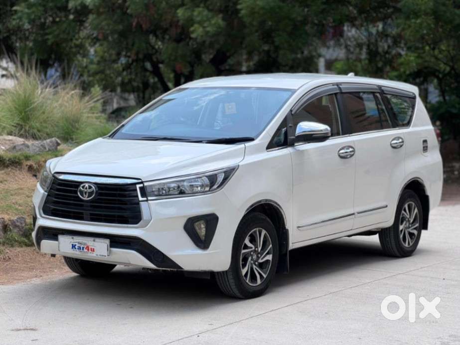 Toyota Innova Crysta [2020-ongoing] 2.4 Gx At 8 Str, 2021, Diesel