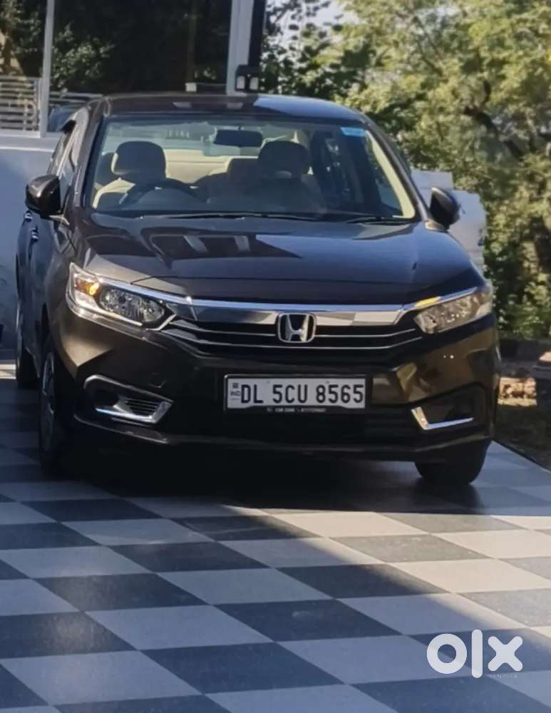 Honda Amaze 2023 Petrol 14000 Km Driven