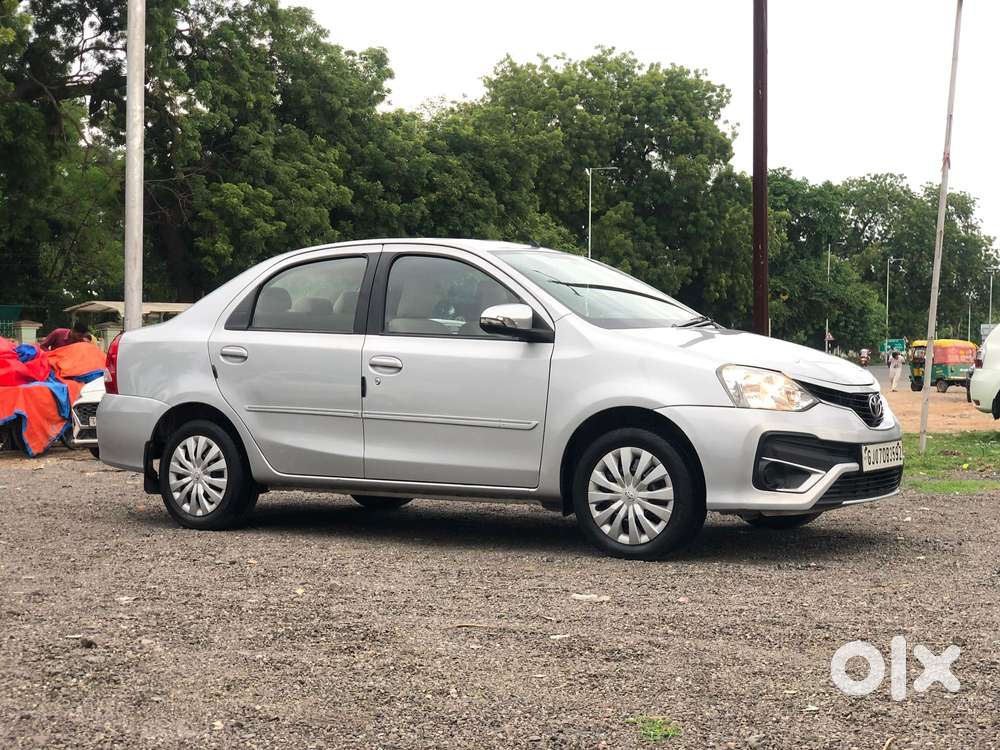 Toyota Etios 1.5 V, 2017, Petrol