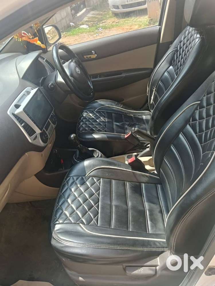 Hyundai I20 Magna 2010 Year