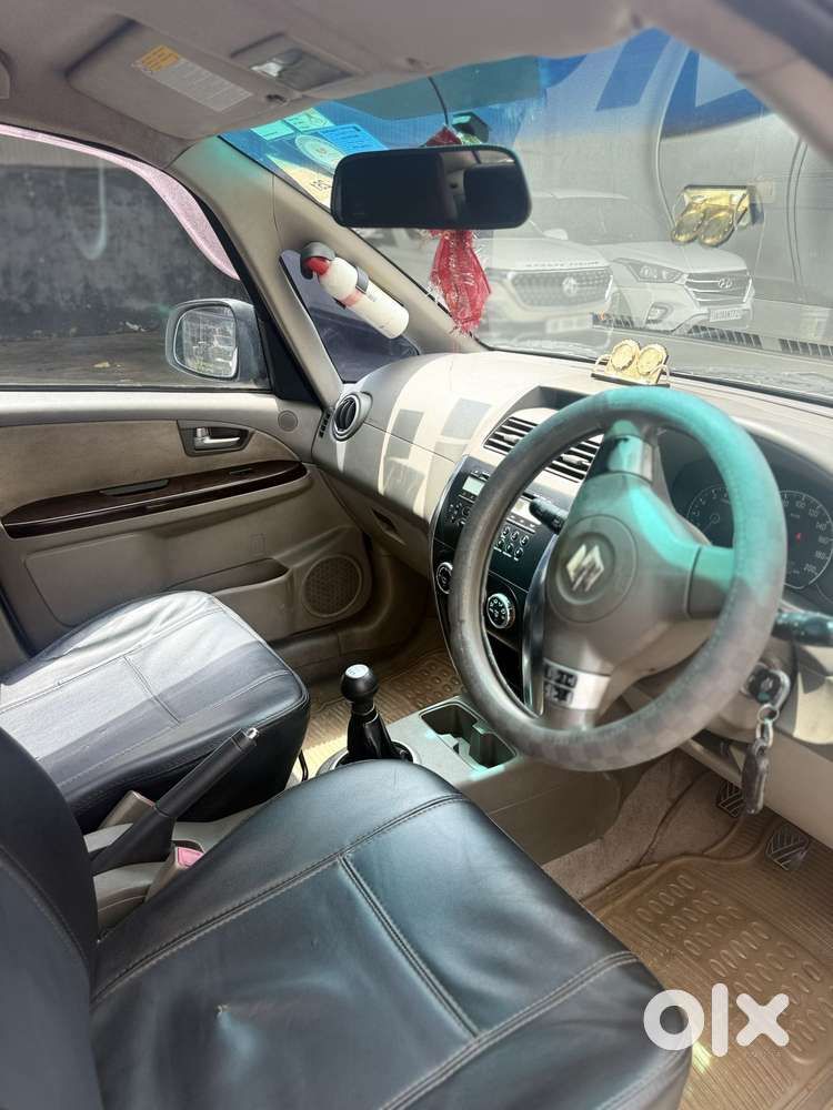 Maruti Suzuki Sx4 Zxi Mt Bsiv Leather, 2010, Petrol
