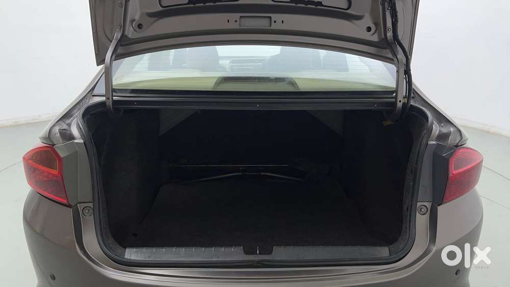 Honda City I-vtec Cvt Zx, 2016, Petrol
