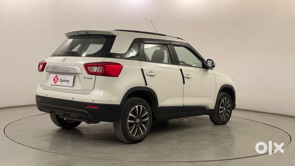 Maruti Suzuki Vitara Brezza 1.5 Vxi At, 2022, Petrol