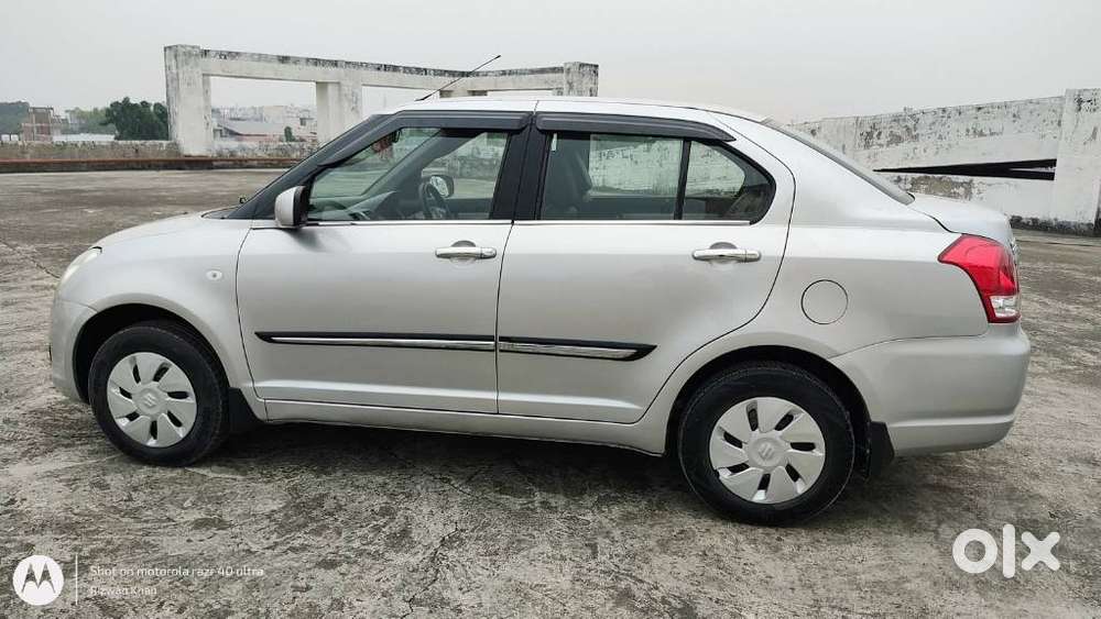 Maruti Suzuki Swift Dzire Vxi, 2011, Petrol